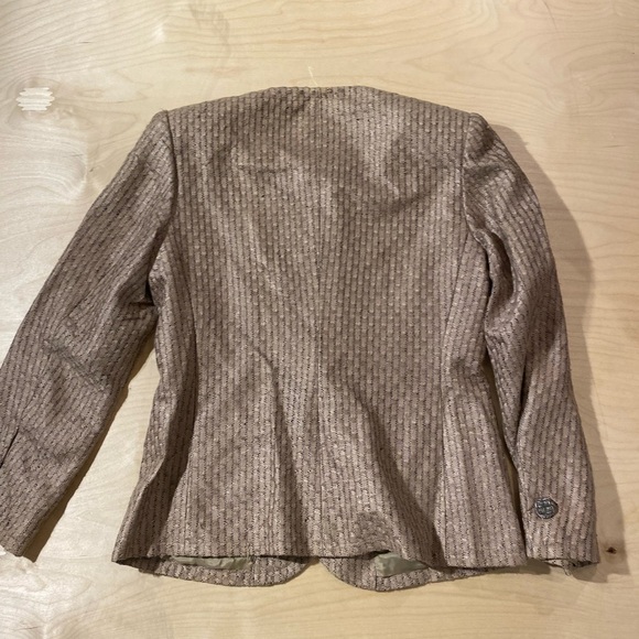 Ann May 100% Woven Silk Blazer size 10 (BT) - Picture 14 of 14